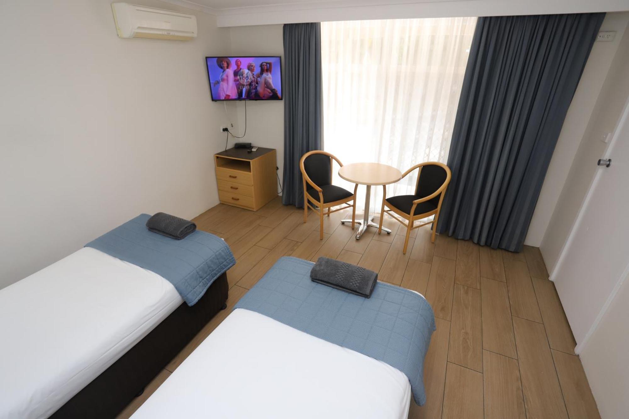 Sleepy Hill Motor Inn Raymond Terrace Exteriör bild