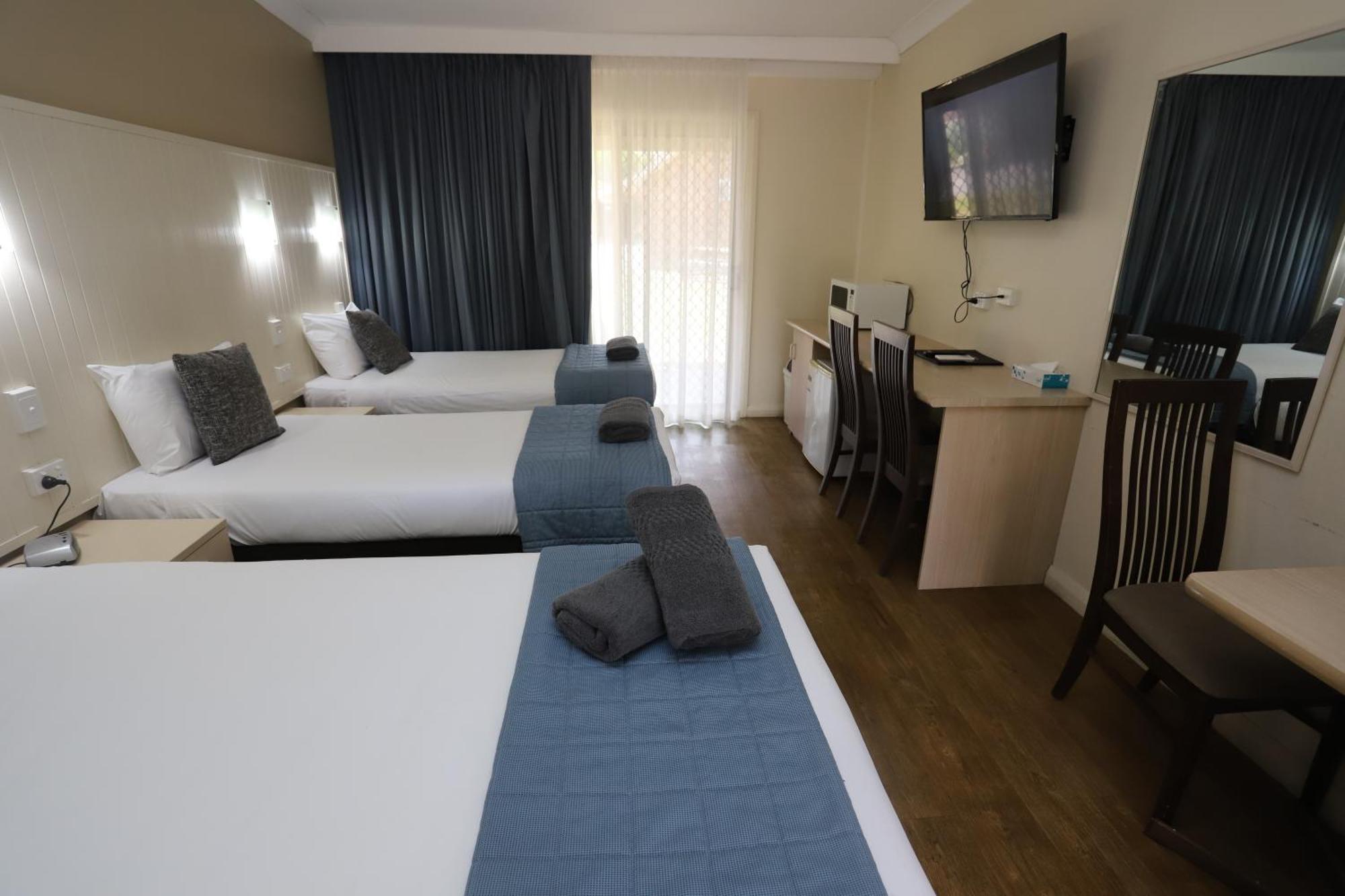 Sleepy Hill Motor Inn Raymond Terrace Exteriör bild
