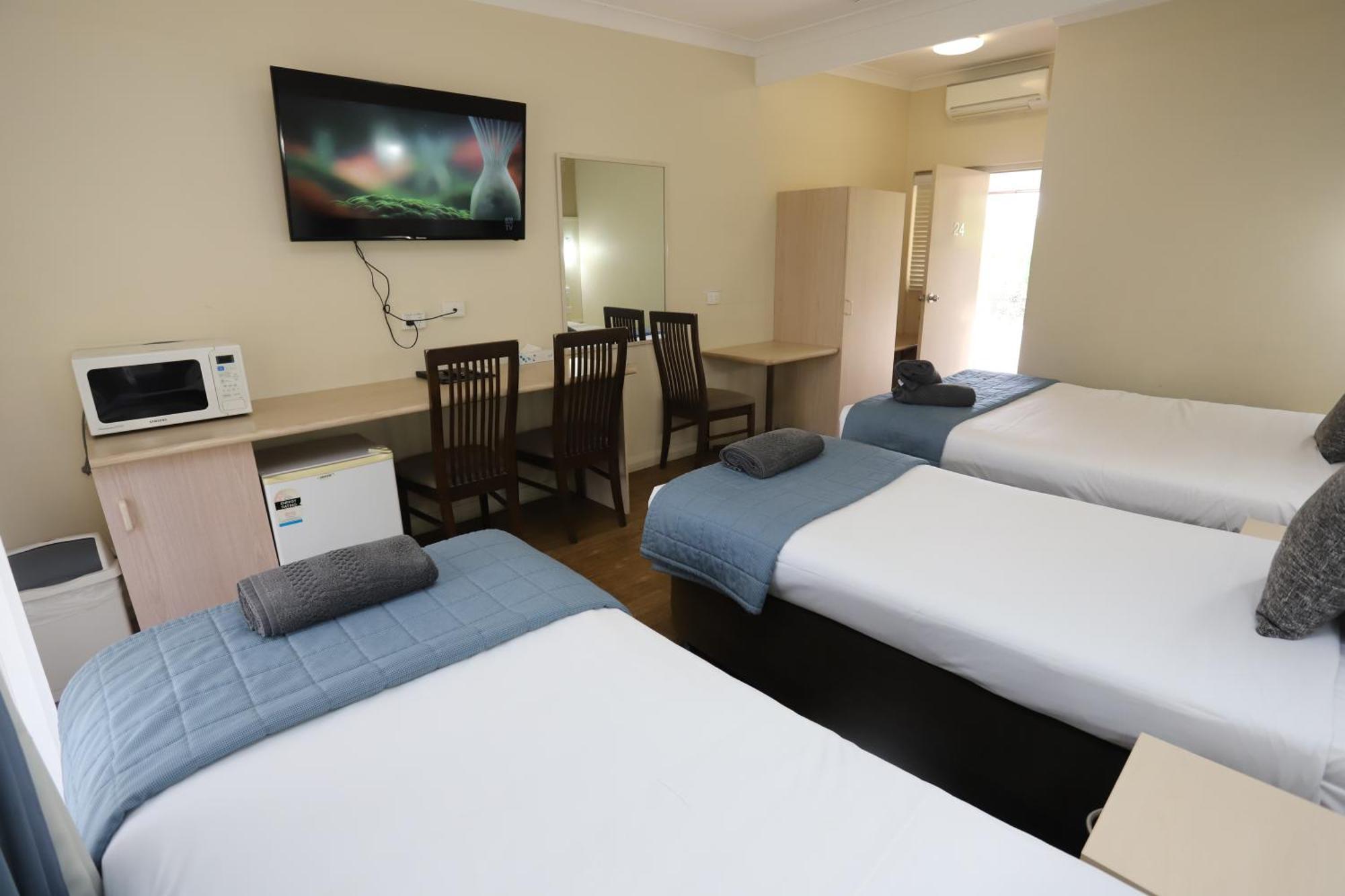 Sleepy Hill Motor Inn Raymond Terrace Exteriör bild