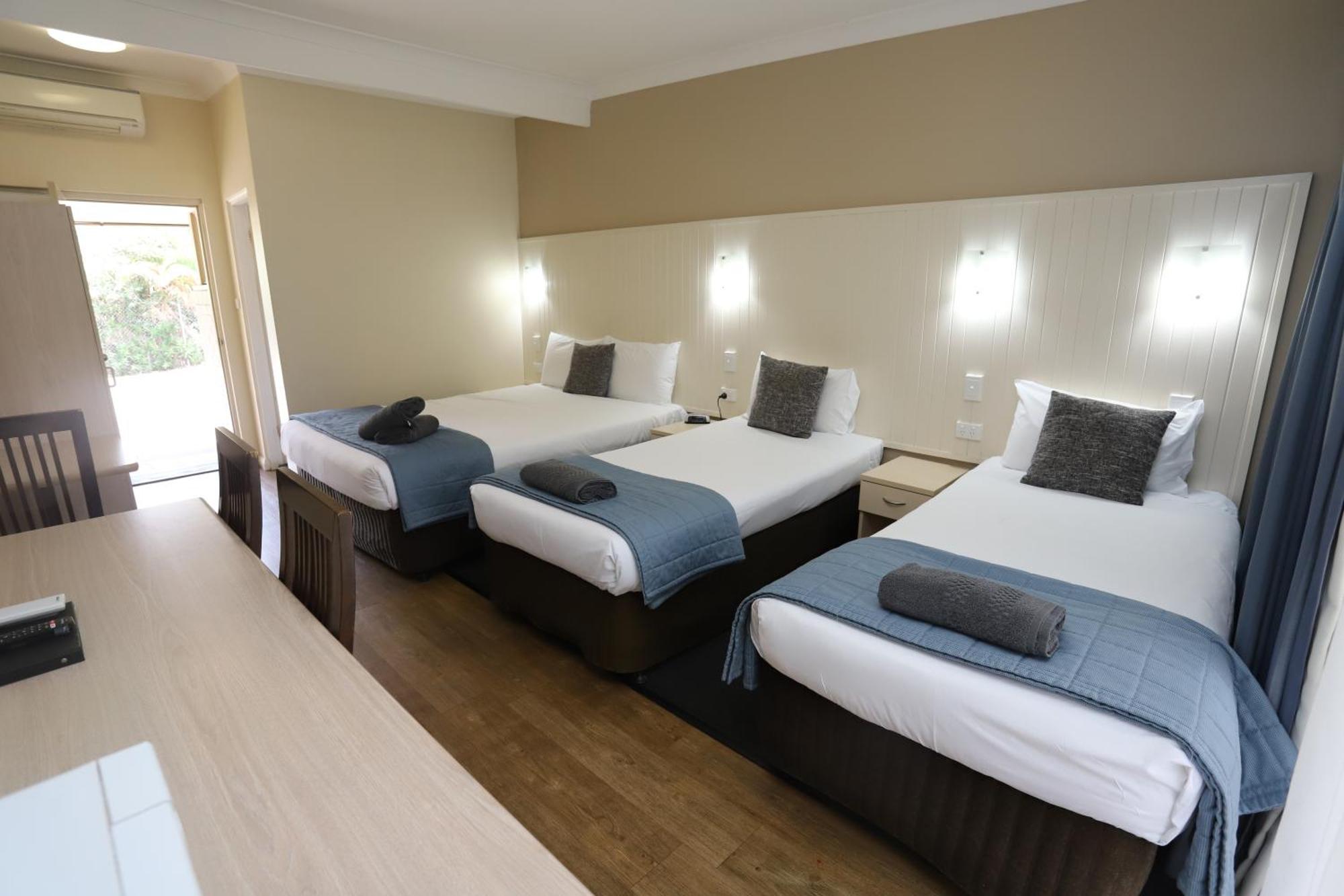 Sleepy Hill Motor Inn Raymond Terrace Exteriör bild