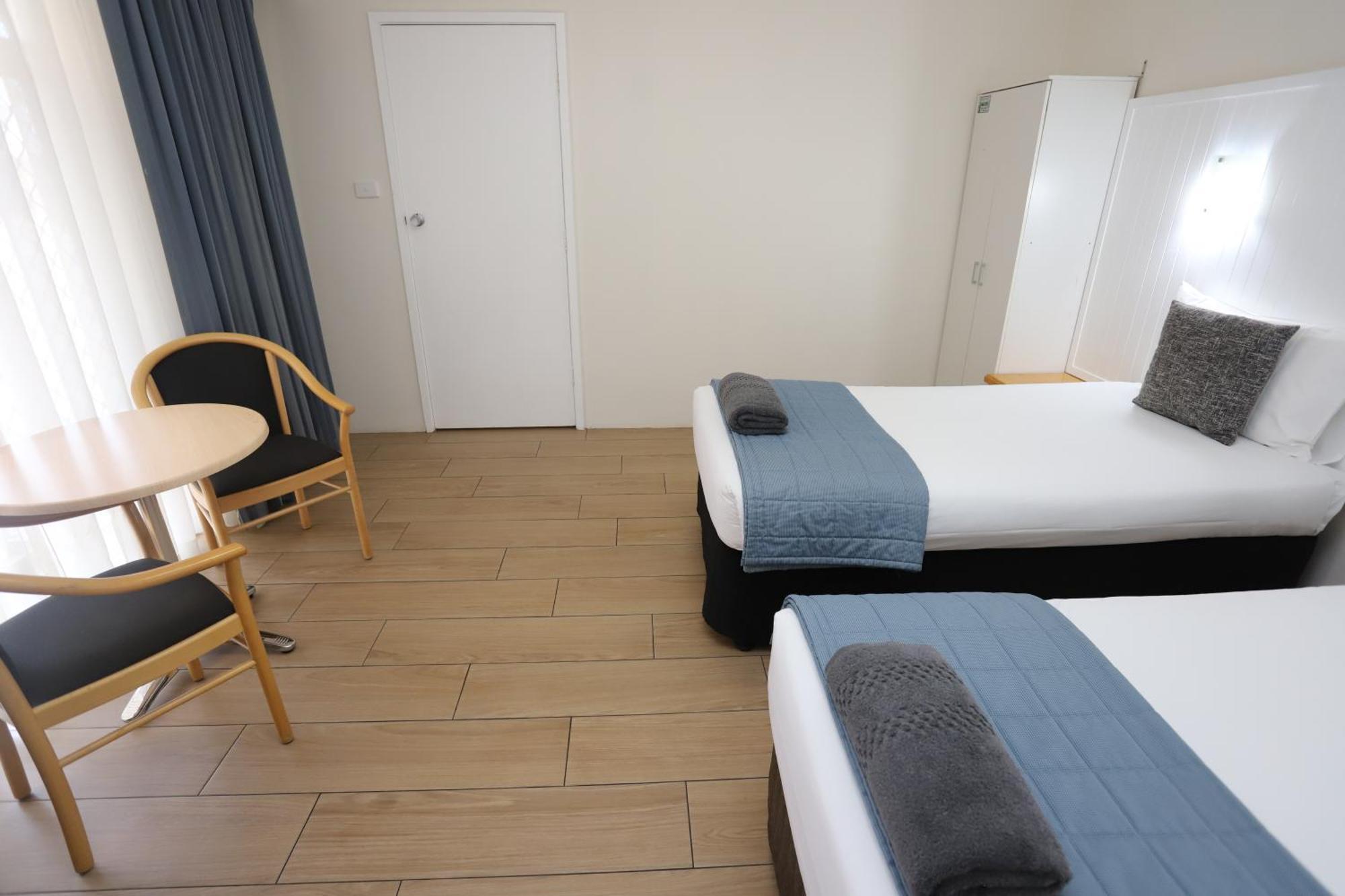 Sleepy Hill Motor Inn Raymond Terrace Exteriör bild