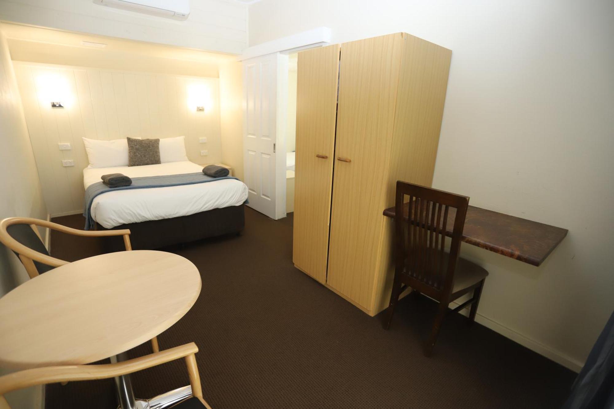 Sleepy Hill Motor Inn Raymond Terrace Exteriör bild