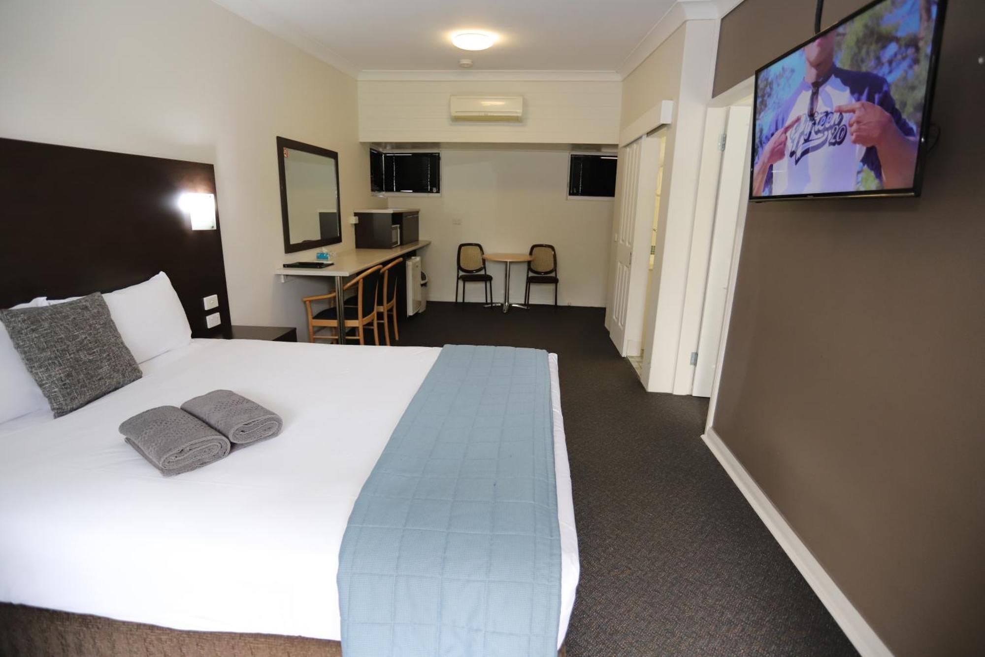 Sleepy Hill Motor Inn Raymond Terrace Exteriör bild