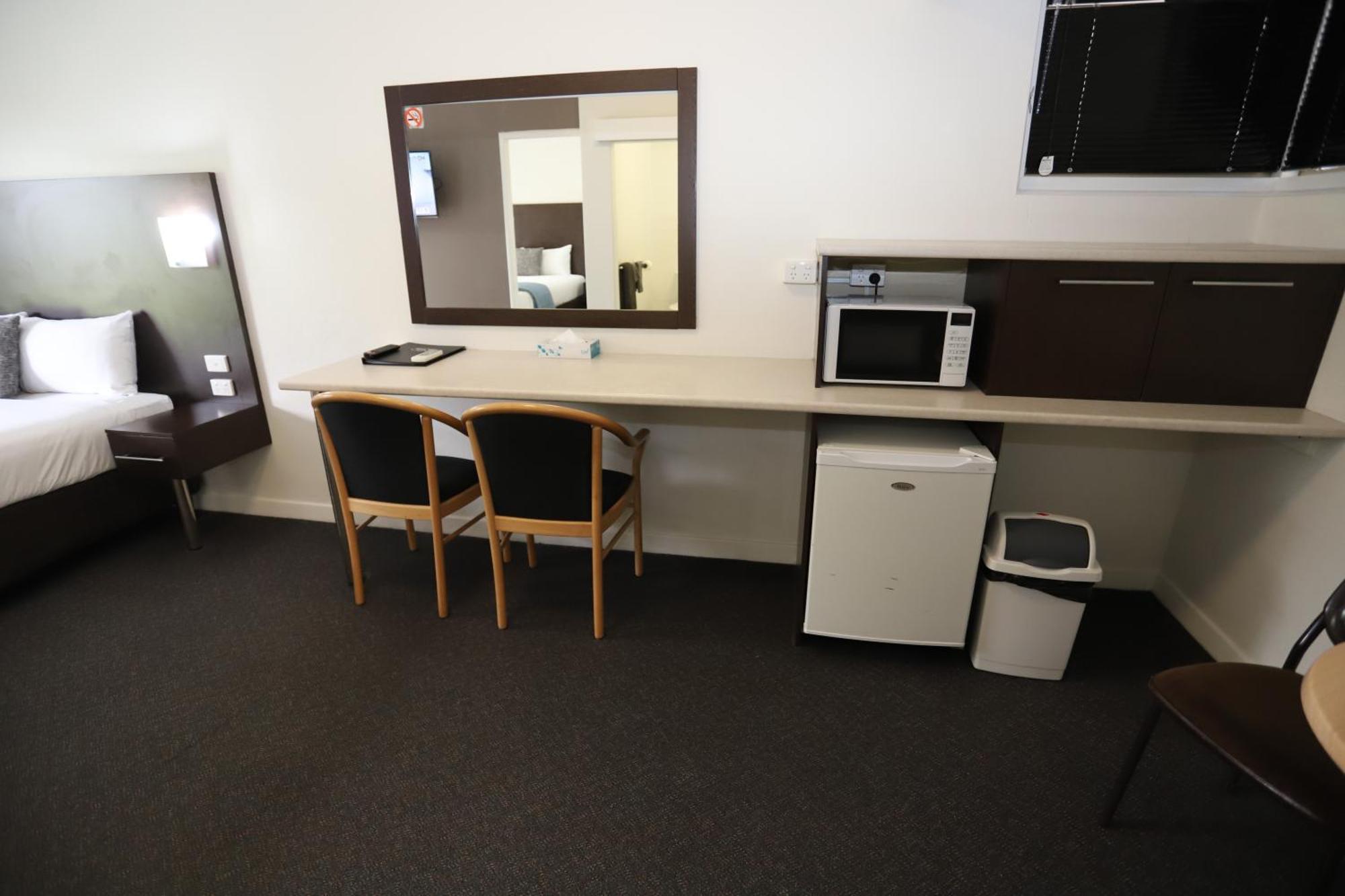 Sleepy Hill Motor Inn Raymond Terrace Exteriör bild