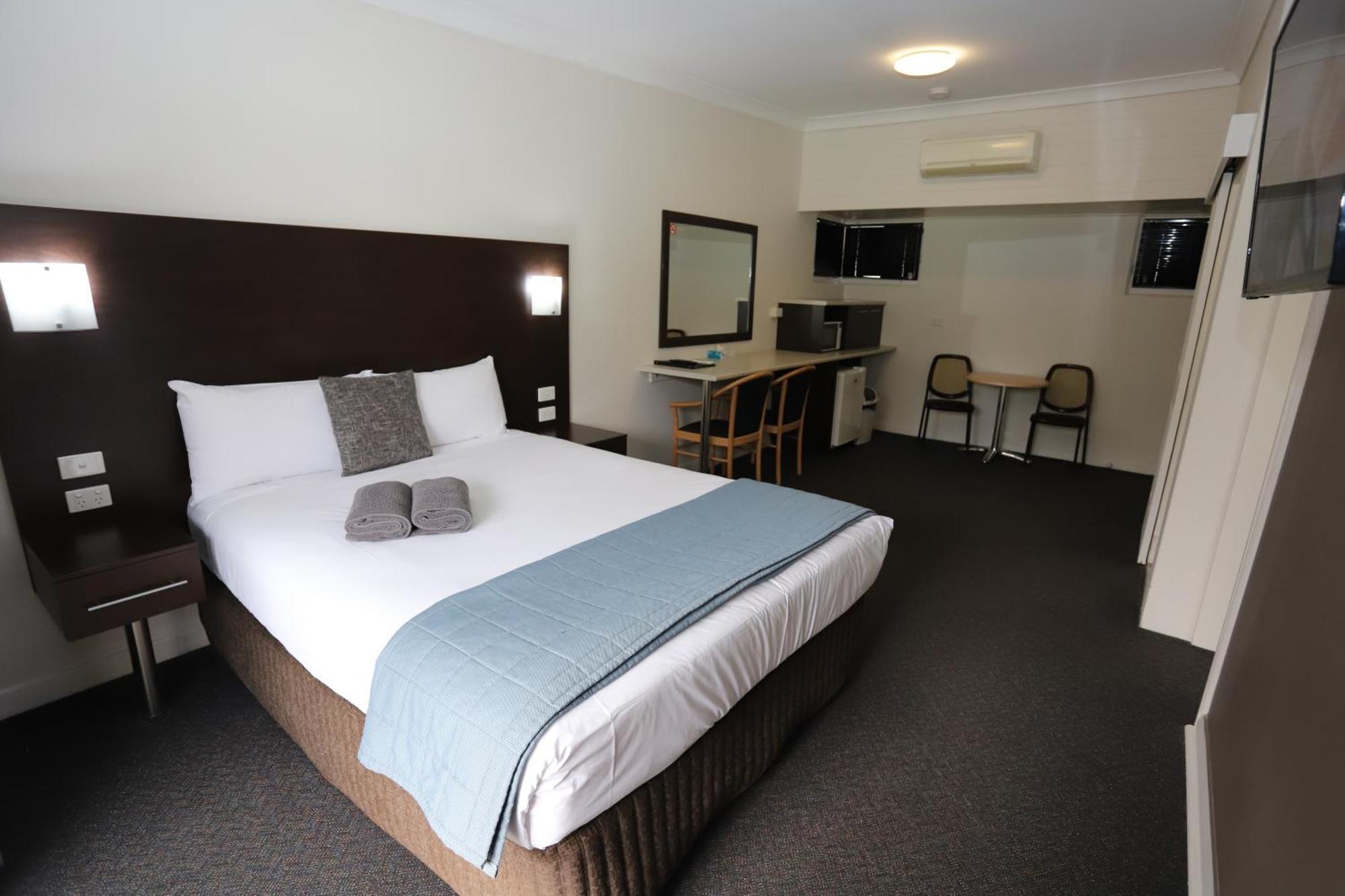 Sleepy Hill Motor Inn Raymond Terrace Exteriör bild