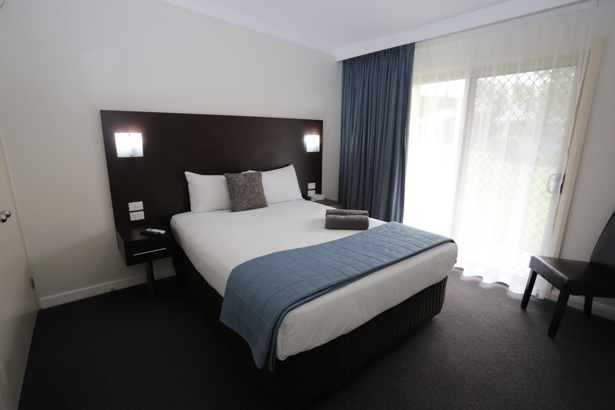 Sleepy Hill Motor Inn Raymond Terrace Exteriör bild