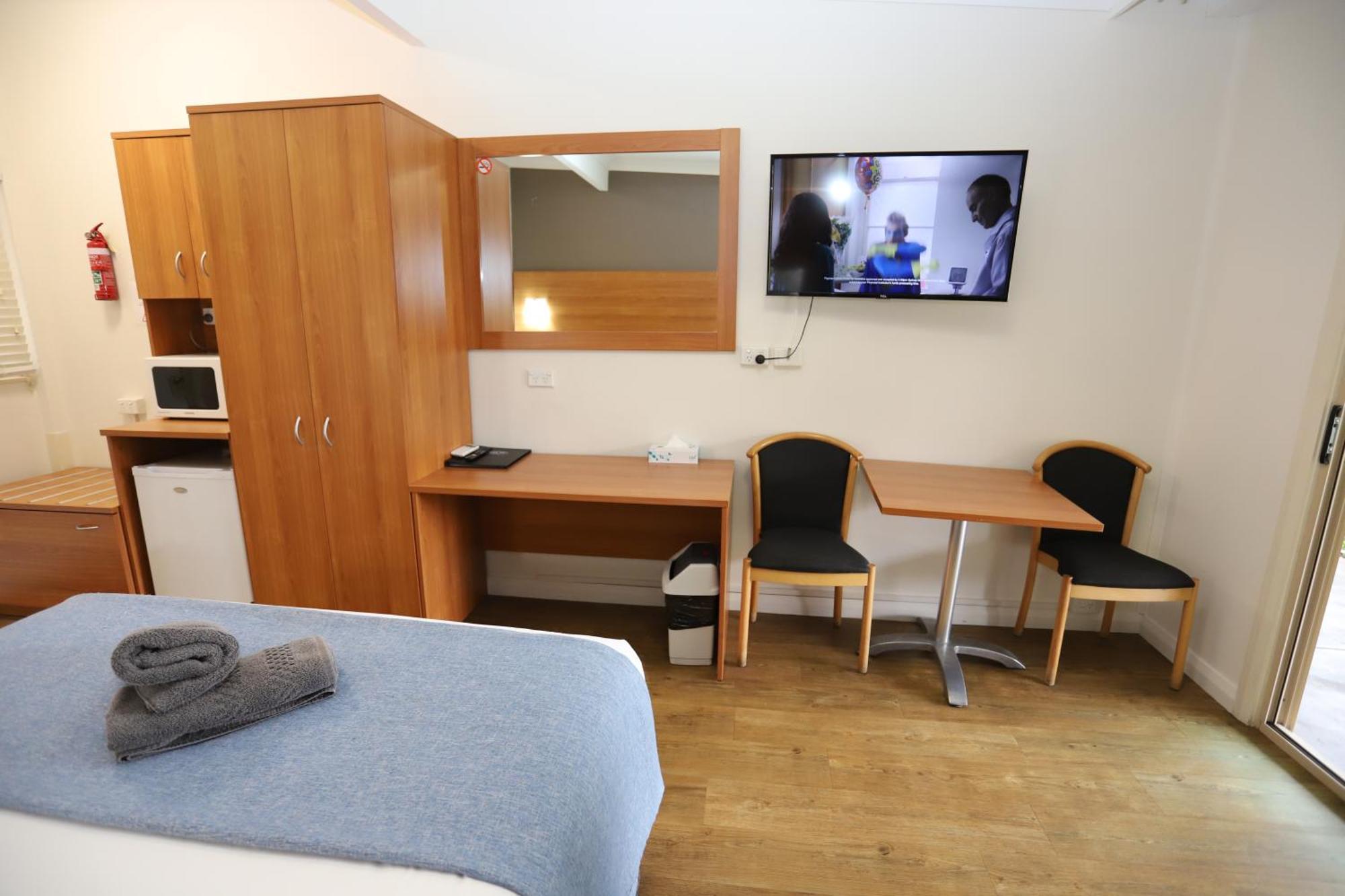 Sleepy Hill Motor Inn Raymond Terrace Exteriör bild