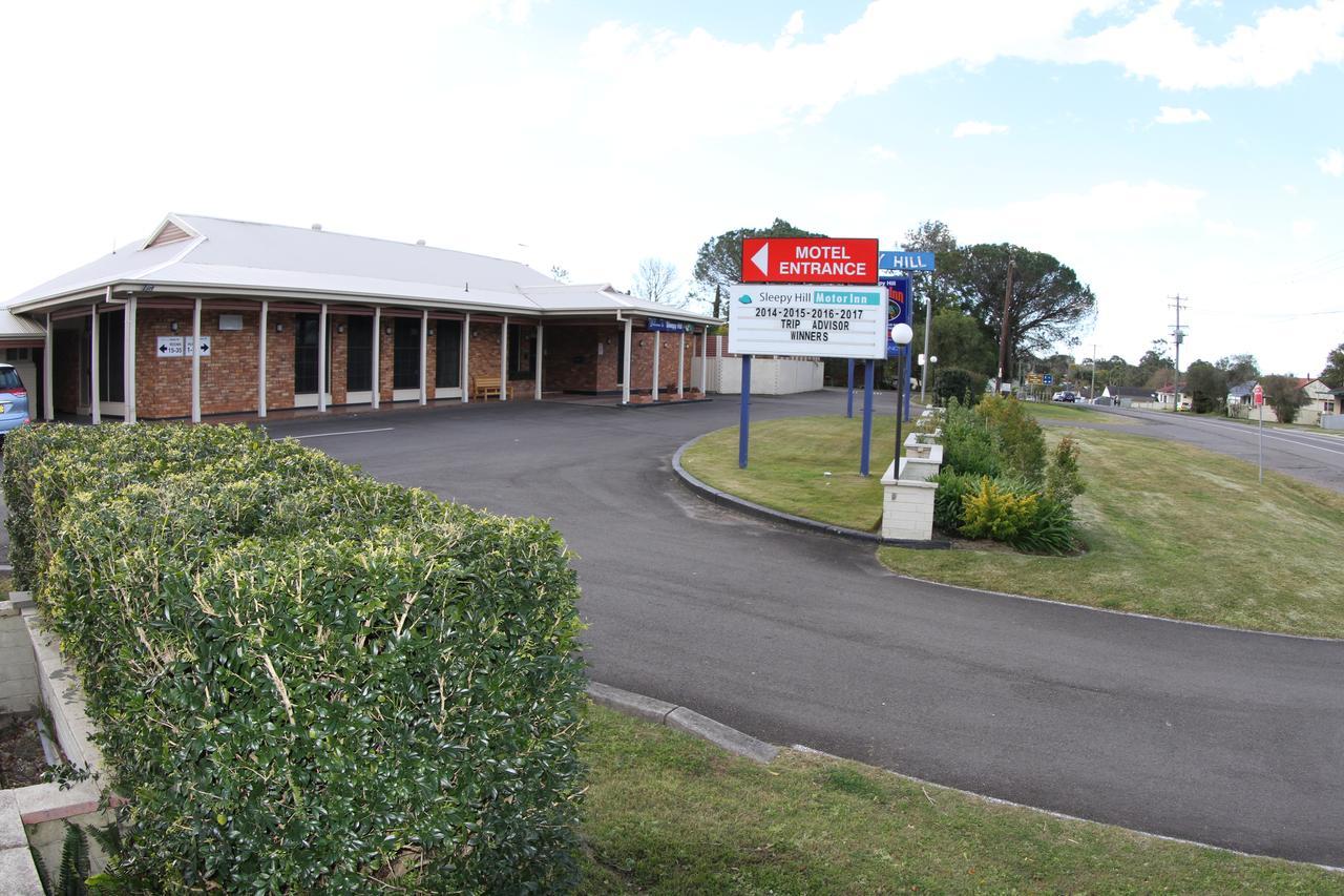 Sleepy Hill Motor Inn Raymond Terrace Exteriör bild